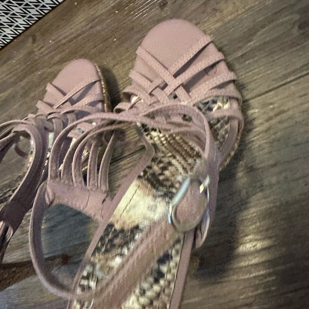 Gianni b. heels, mute lavender size 8, NWT - Picture 10 of 10